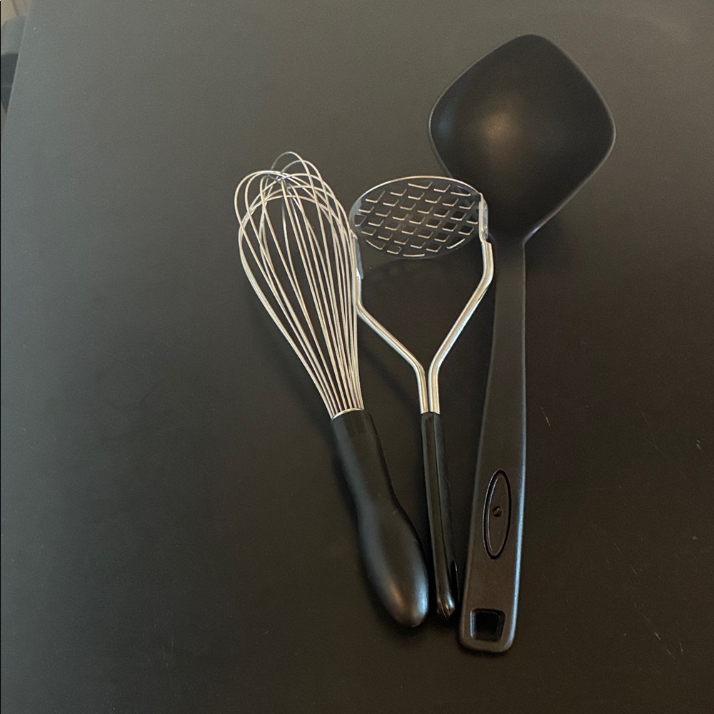 Black and Silver Kitchen Utensil Set